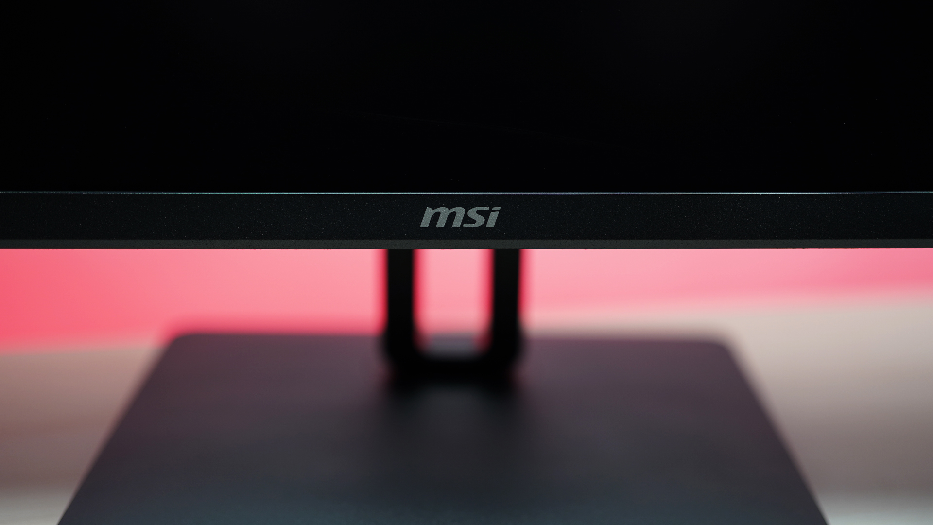 MSI MP271QP - Nachaufnahme von MSI Logo